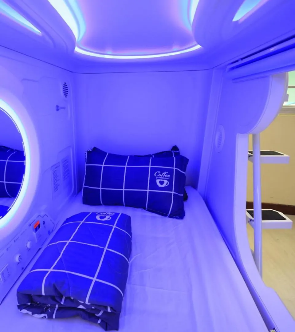 Spacepod@Hive Singapore Hostel