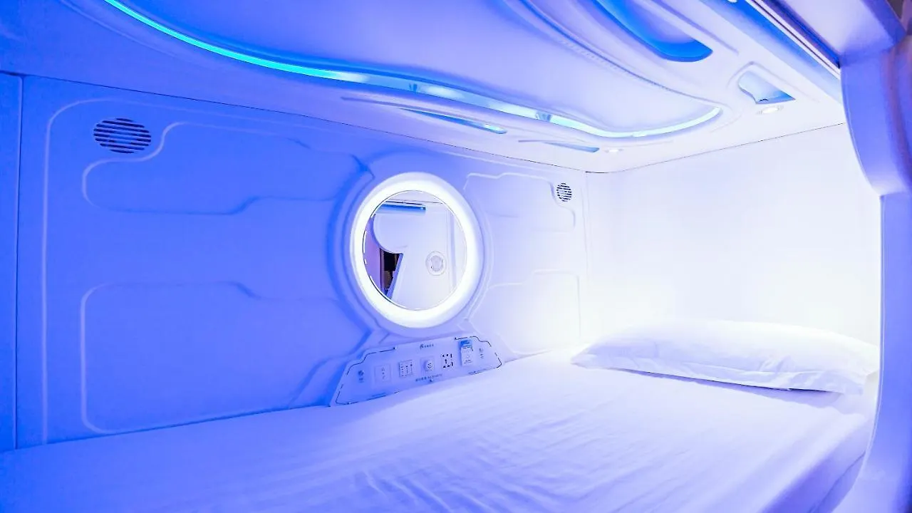 Spacepod@Hive Singapore 0*,  Singapore